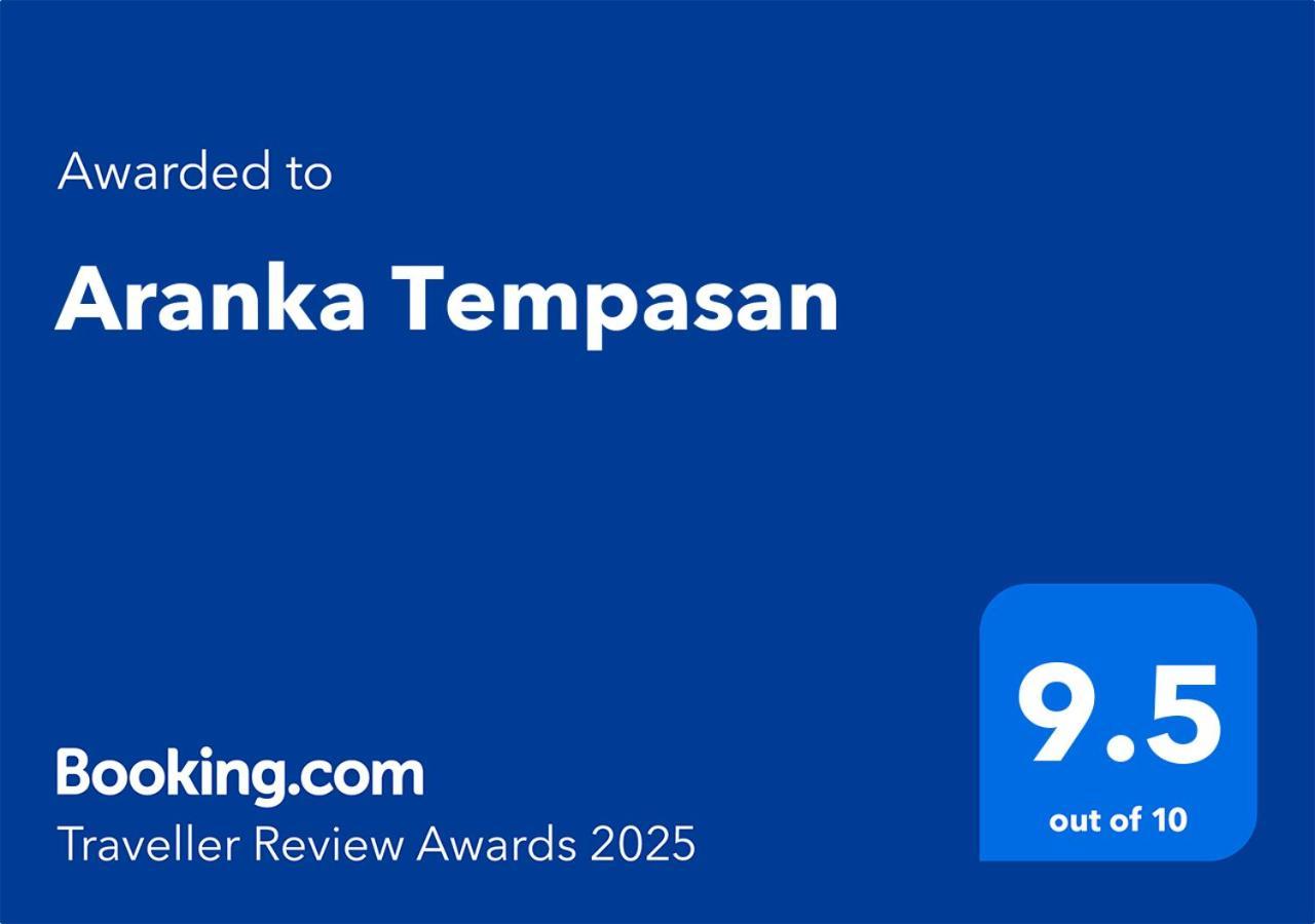 Вілла Aranka Tempasan Sangyang Екстер'єр фото